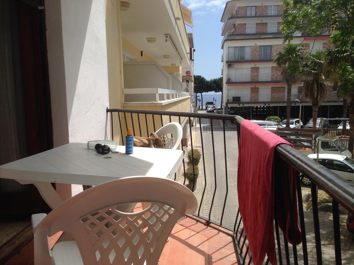 Hostal La Marina Platja d'Aro Ngoại thất bức ảnh