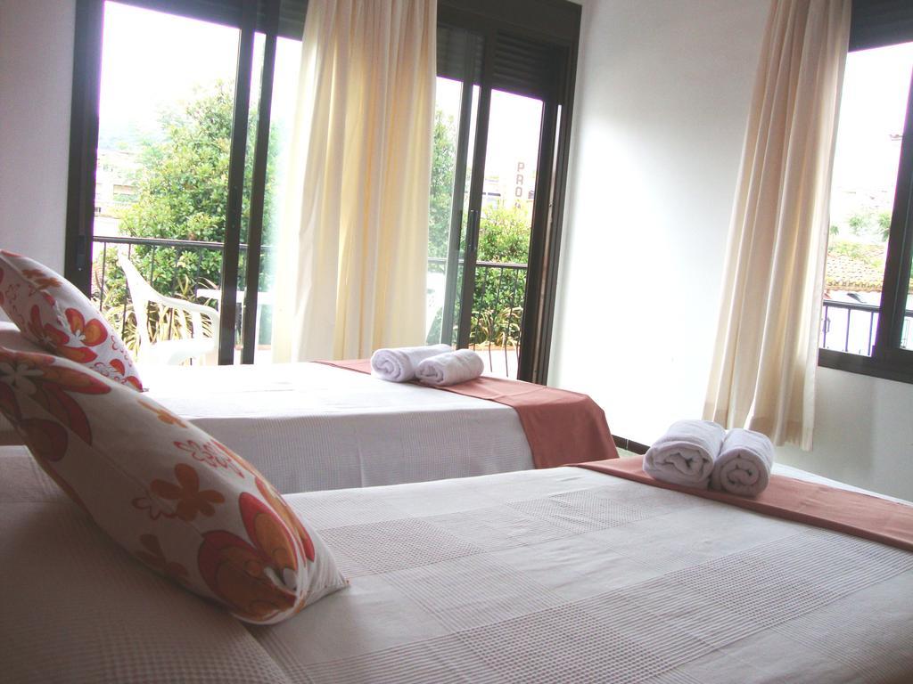 Hostal La Marina Platja d'Aro Phòng bức ảnh